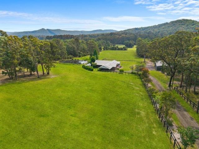 Cottage for sale in Jilliby, New South Wales