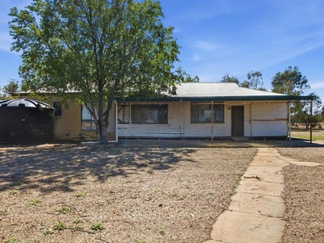 Cottage for sale in Yarroweyah, Victoria