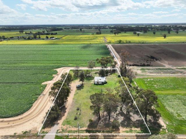 Cottage for sale in Yarroweyah, Victoria