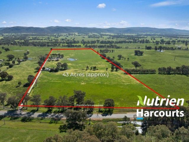 Cottage for sale in Wangaratta South, Rural City of Wangaratta
