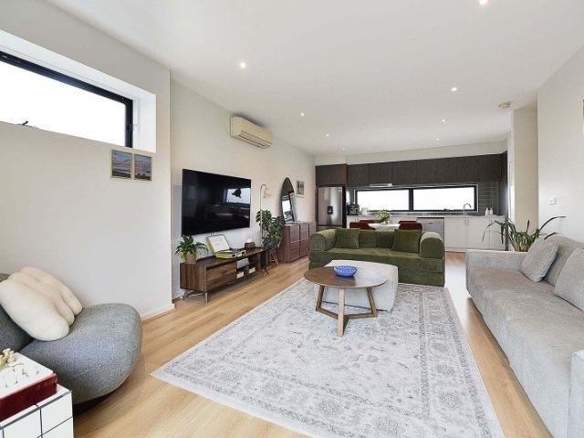 Townhouse for rent in Moonee Ponds, Melbourne