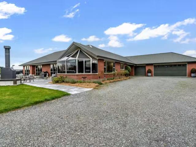 House for sale in Pine Bush, Southland