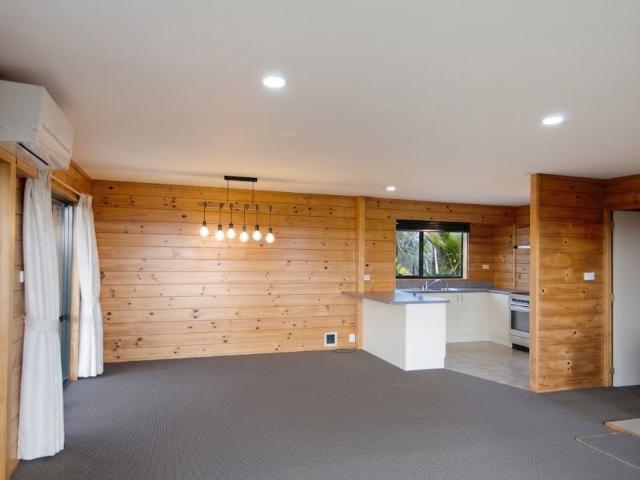 House for rent in Awhitu, Oroua County