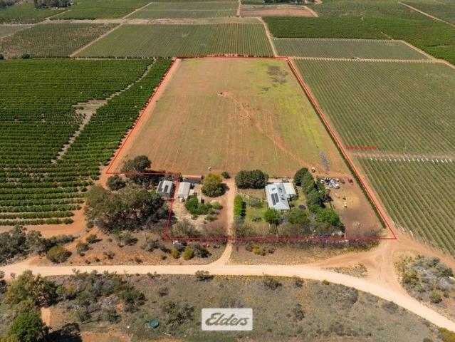 Cottage for sale in Colignan, Victoria