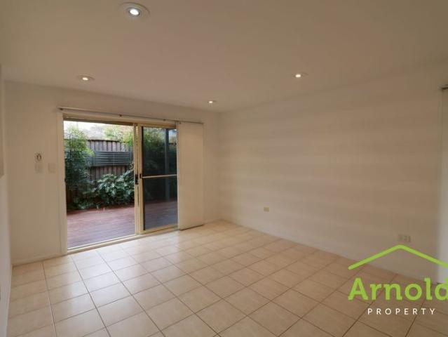 Townhouse for rent in Ambergate, New South Wales