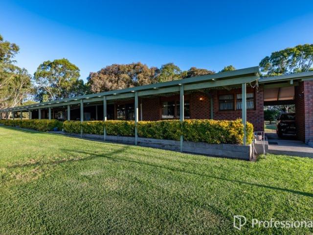 House for sale in Tangambalanga, Victoria
