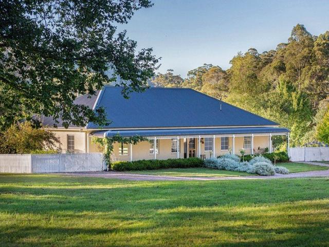 Cottage for sale in Railton, Tasmania