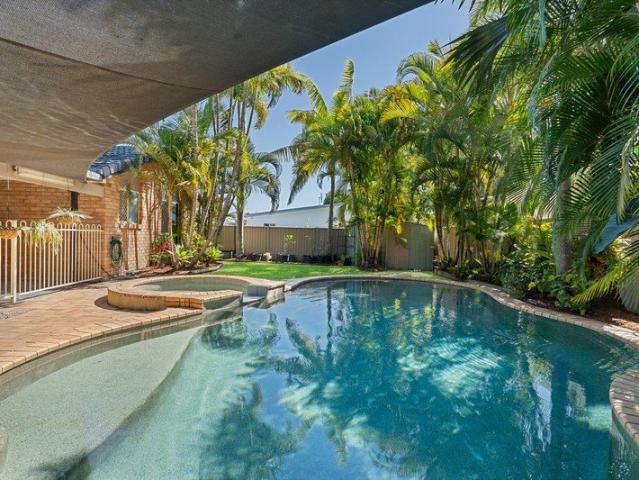 House for sale in Currumbin Waters, Gold Coast City