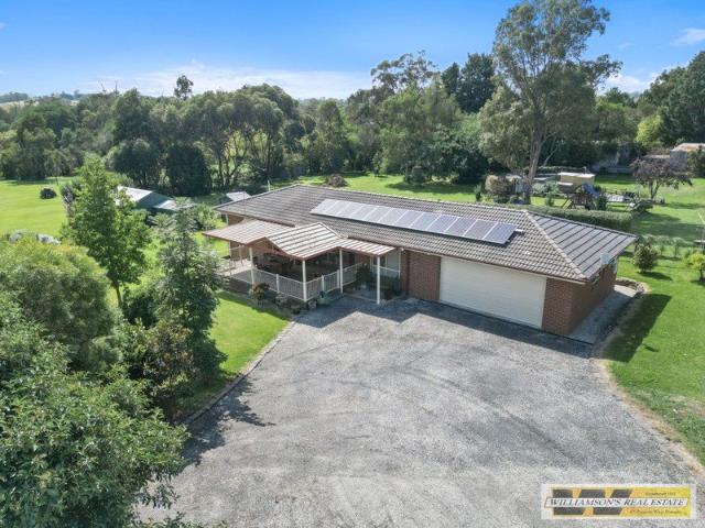 House for sale in Drouin West, Victoria