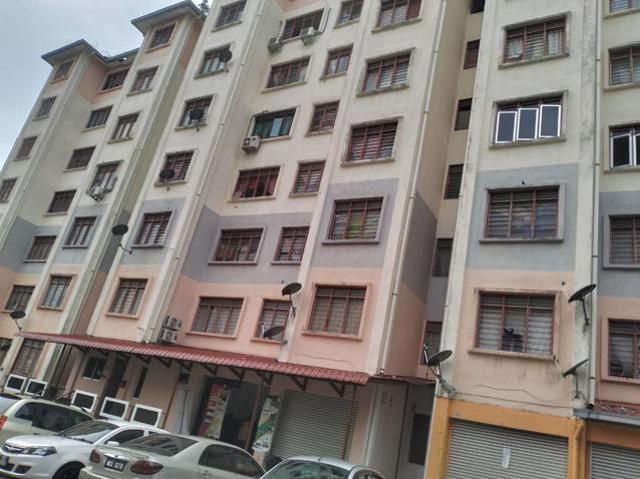 Apartment for sale in Malaka