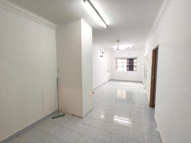 Flat for sale in Kajang, Langat