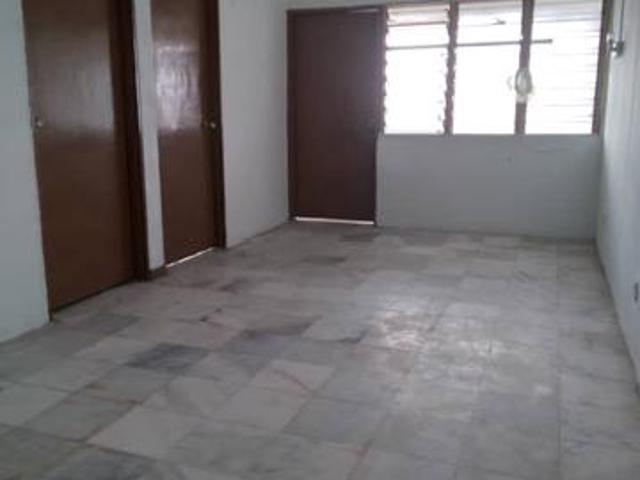 Flat for sale in Wellesley, Penang