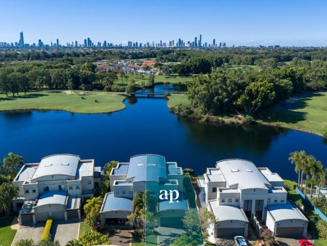 Villa for sale in Fernbrook, Queensland