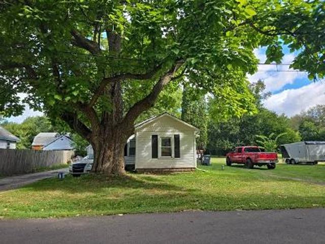 House for sale in Kalamazoo