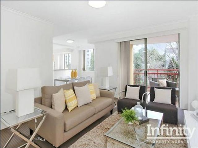 Apartment for rent in Lower North Shore, Sydney