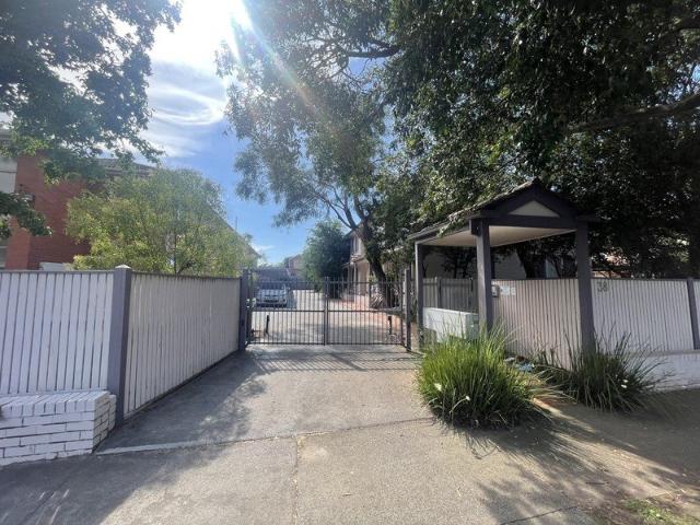 Townhouse for rent in Camerons Creek, Victoria