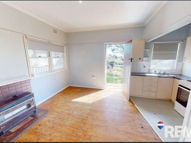 Apartment for rent in Junee, Junee Shire Council