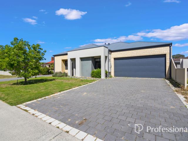 Villa for sale in Stirling, Western Australia