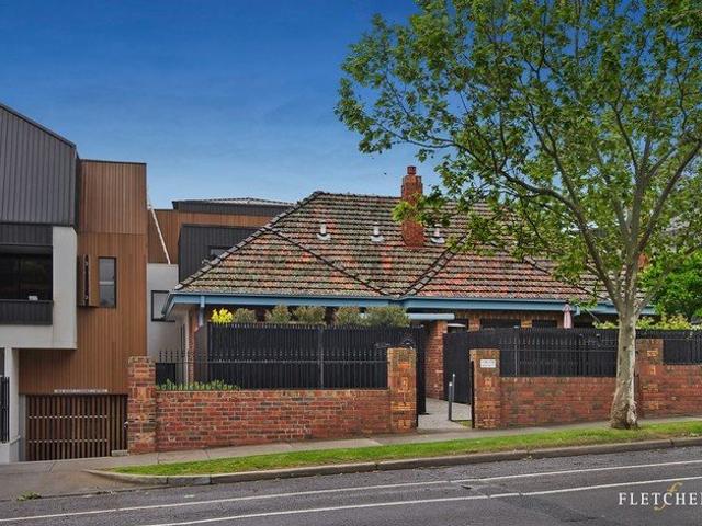 Apartment for rent in Surrey Hills, Melbourne