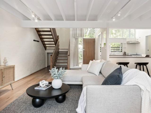 Townhouse for rent in Wayville, Adelaide