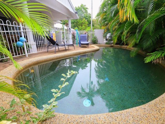 Duplex for rent in Port Douglas, Queensland