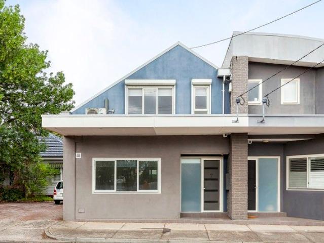 Townhouse for sale in Camerons Creek, Victoria