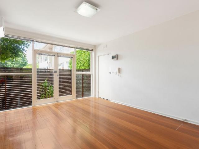 Apartment for rent in Camerons Creek, Victoria