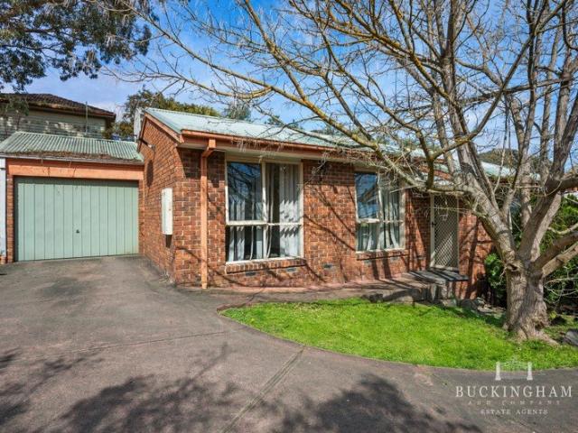 Apartment for rent in Briar Hill, Melbourne