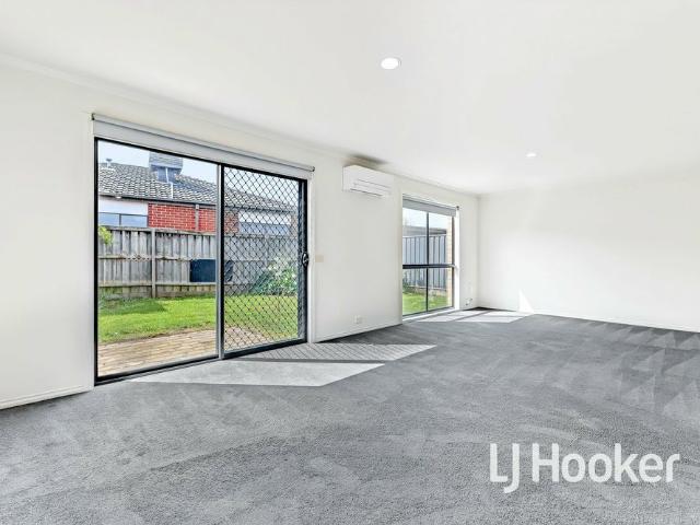 Apartment for rent in Orchard Valley Estate, Melbourne