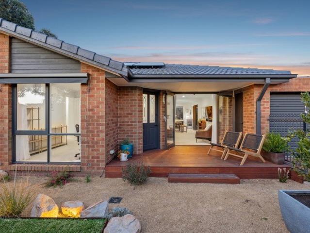 House for sale in Aspendale Gardens, Melbourne