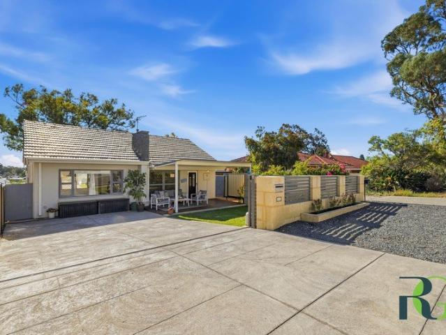 House for sale in Melville, City of Melville