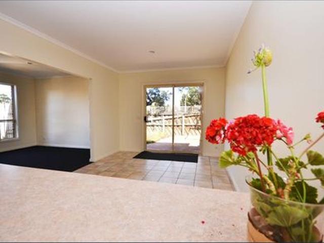 Townhouse for rent in Camerons Creek, Victoria