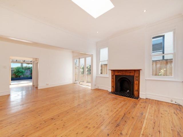 Duplex for rent in Sydney, New South Wales