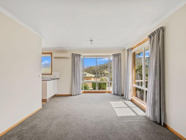 Apartment for rent in Geilston Bay, Hobart