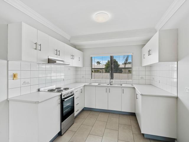 Apartment for sale in Bungalow, Queensland