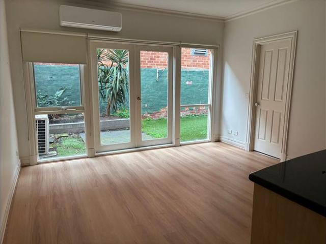 Townhouse for rent in Camerons Creek, Victoria