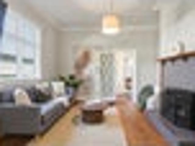House for sale in Otakou