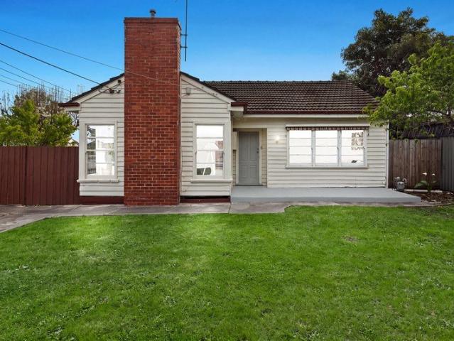 House for sale in Sunshine North, Melbourne
