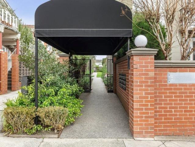 Apartment for rent in Toorak, Melbourne