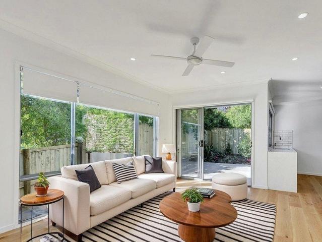Townhouse for rent in Toombul, Queensland