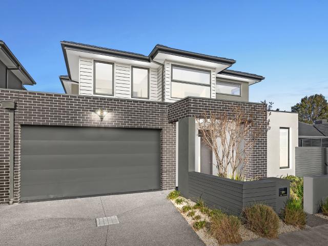 House for sale in Bentleigh East