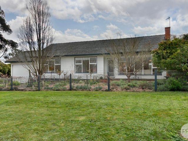 House for sale in Skipton, Victoria