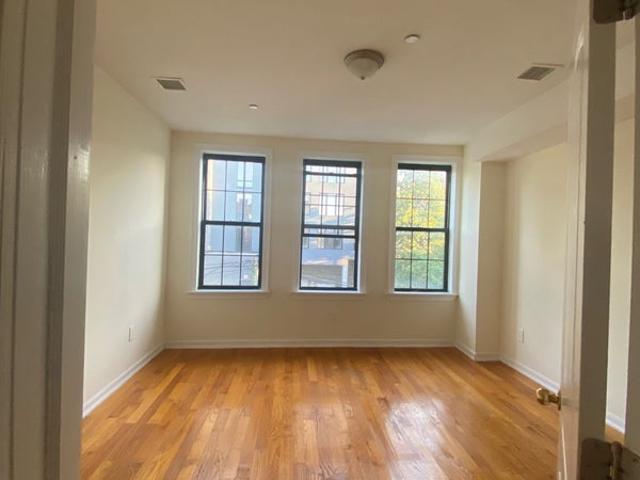 Room for rent in Kings County, New York