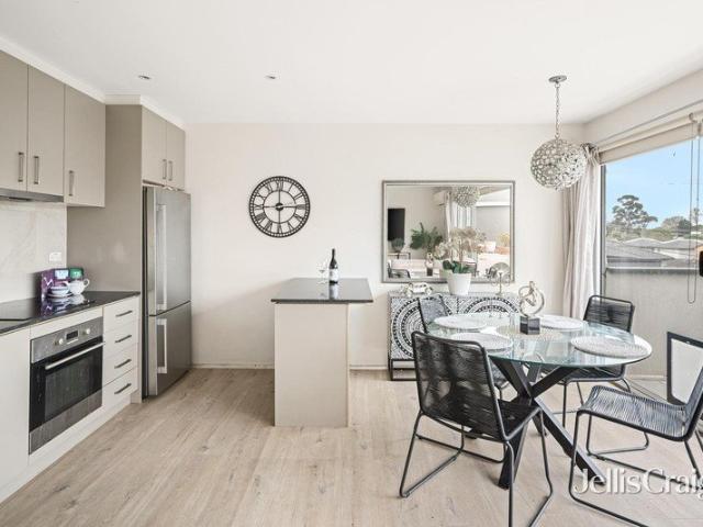Apartment for sale in Cheltenham, Melbourne