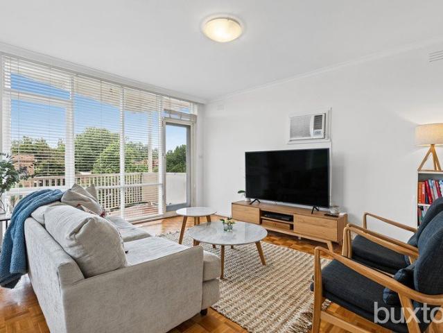 Apartment for rent in Elwood, Melbourne