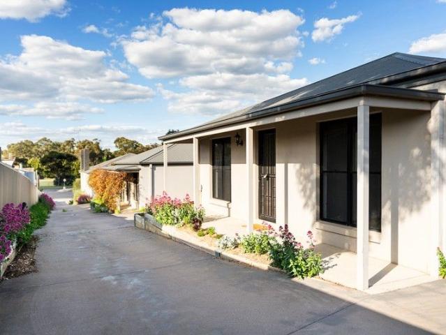 Apartment for sale in Castlemaine, Victoria
