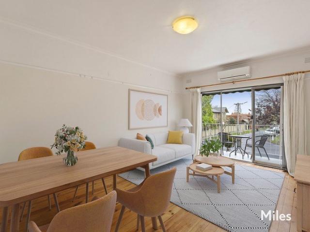 Apartment for sale in Ivanhoe, Melbourne