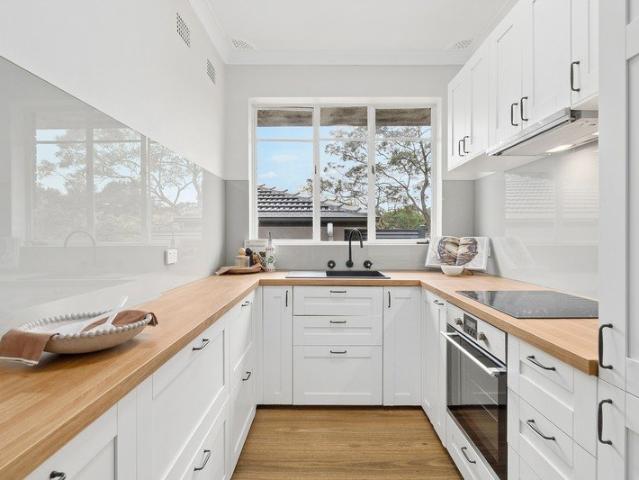 Apartment for rent in Lower North Shore, Sydney