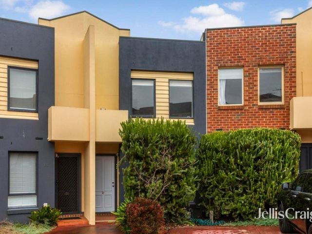Townhouse for sale in Camerons Creek, Victoria