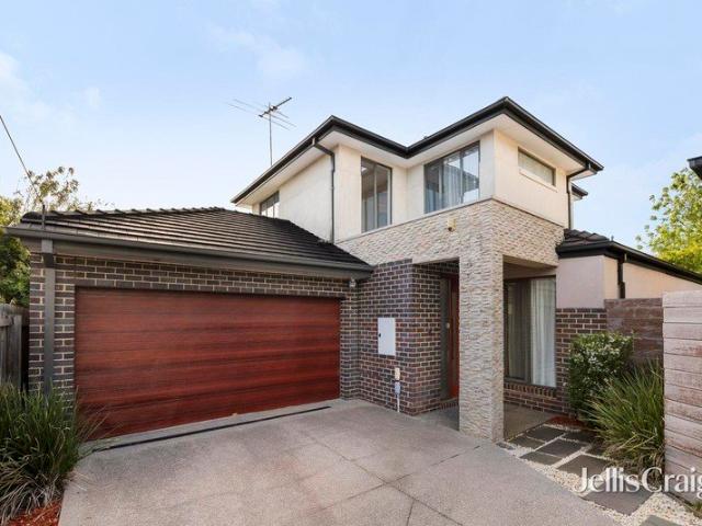 Townhouse for sale in Glen Waverley, Melbourne